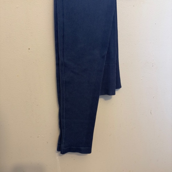 Soft stretch Leggings - Picture 9 of 11